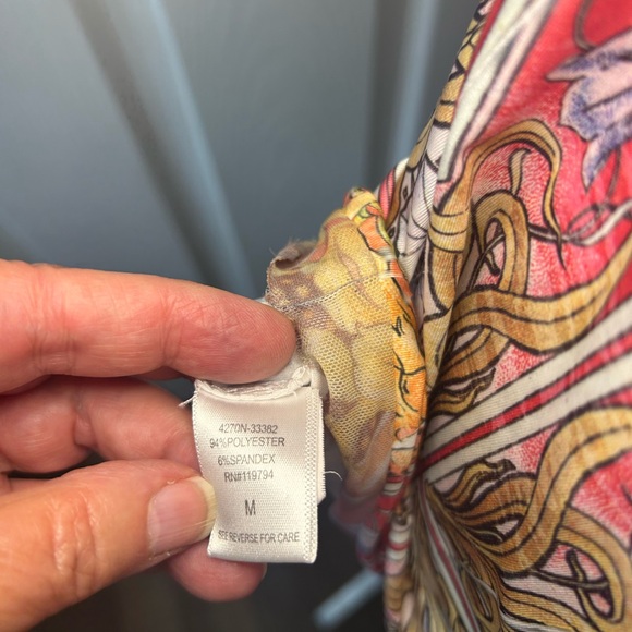 *Live and Let live shirt - Picture 5 of 10